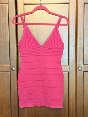 Fuchsia V-Neck Bodycon Dress Size Small